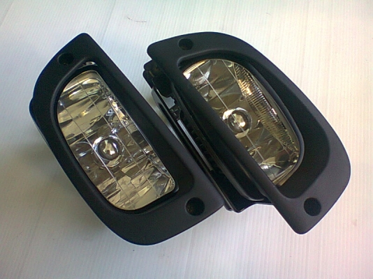 ไฟตัดหมอกตาเพชรมือสองเก่าญีปุ่น ไฟตัดหมอกตาเพชรมือสองเก่าญีปุ่น