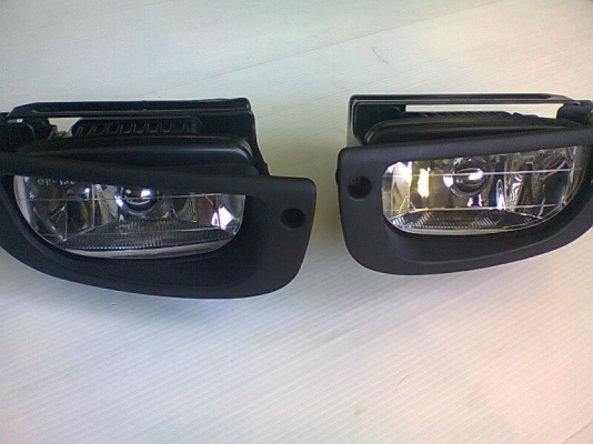 ไฟตัดหมอกตาเพชรมือสองเก่าญีปุ่น ไฟตัดหมอกตาเพชรมือสองเก่าญีปุ่น