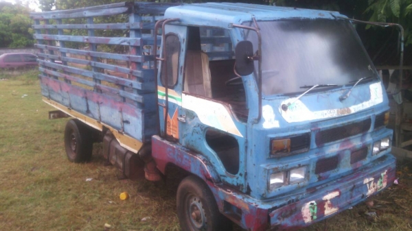 อีแต๋น เครื่อง ISUZU  85 แรงม้า คัดซีส์ หน้า 5 สภาพพร้อมใช้งาน