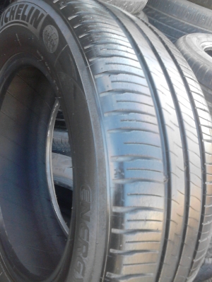 215/60R16 MICHELIN  ENERGY XM-2  สวย ดอกยางหนา  เสมอ  ปี 2012 ชุด 4 เส้น   TEL.081-427-3941