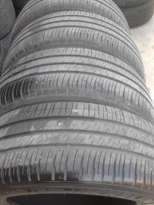 215/60R16 MICHELIN  ENERGY XM-2  สวย ดอกยางหนา  เสมอ  ปี 2012 ชุด 4 เส้น   TEL.081-427-3941