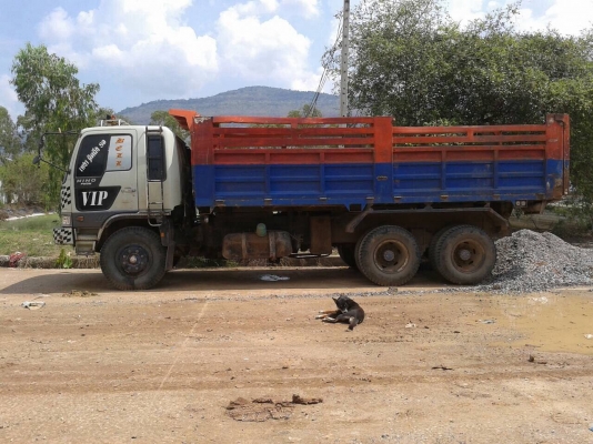 ขาย HINO FM3M คัสซีสวยตลอดเส้น เครื่องเดิม M10C 240 แรงม้า เกียร์เดิม สโลว์เดิม แอร์เย็น ทะเบียนพร้อมโอนครับ