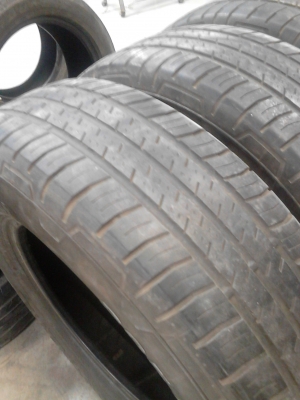 205R16C CONTINENTAL 4X4 Contact 110/108R ปี 2012 ชุด 4 เส้น TEL.081-427-3941 205R16C CONTINENTAL 4X4 Contact 110/108R ปี 2012 ชุด 4 เส้น TEL.081-427-3941