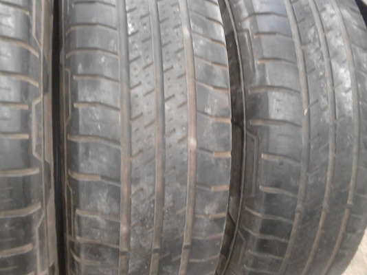 205R16C CONTINENTAL 4X4 Contact 110/108R ปี 2012 ชุด 4 เส้น TEL.081-427-3941 205R16C CONTINENTAL 4X4 Contact 110/108R ปี 2012 ชุด 4 เส้น TEL.081-427-3941