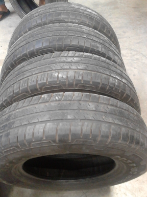 205R16C CONTINENTAL 4X4 Contact 110/108R ปี 2012 ชุด 4 เส้น TEL.081-427-3941 205R16C CONTINENTAL 4X4 Contact 110/108R ปี 2012 ชุด 4 เส้น TEL.081-427-3941