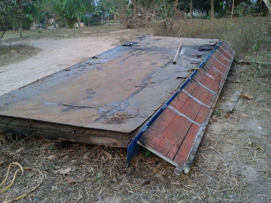 ขายพื้นกระบะกับฝาข้างไม้หกล้อยาว 5.50 เมตร ราคาถูก ขายพื้นกระบะกับฝาข้างไม้หกล้อยาว 5.50 เมตร ราคาถูก