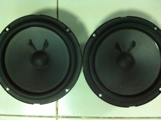 ชุด Pioneer TS-V160 ลำโพง6.5นิ้ว 1 คู่ ลำโพง4นิ้ว 1 คู่ ลำโพง2นิ้ว 1 คู่ และพาสชีพ 1คู่ ฝาครอบ6.5นิ้ว 1คู่ ฝาครอบ4นิ้ว 1 คู่ หายาก มือ2 ญี่ปุ่น