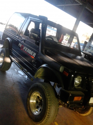 SUZUKI CARIBIAN สีดำ 4X4 ยกสูง เครื่องเดิมๆ 1300 CC. ปี1993 ติดแก๊สLPG. ติดต่อ 081-427-3941 SUZUKI CARIBIAN สีดำ 4X4 ยกสูง เครื่องเดิมๆ 1300 CC. ปี1993 ติดแก๊สLPG. ติดต่อ 081-427-3941