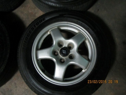 ขายล้อแม็กซ์สกายไลน์ ขอบ 16 พร้อมยาง ขายล้อแม็กซ์สกายไลน์ ขอบ 16 พร้อมยาง