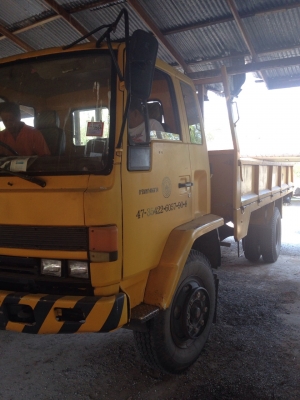 ขายรถ รถหกล้อISUZU ROXKEเครื่อง 175 (รถเก่ากรมทาง)