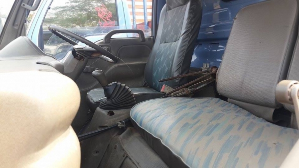 **ขายแล้วครับขอบคุณ Truck2hand ขาย ISUZU NPR-120 6ล้อดั้มดิน5คิว NPR66LX5S 4HF1-120แรง ฝาดำ ห้างแท้ ปี39 เครื่องเดิม เกียร์เดิม เครื่องฝาดำ แน่นดี แรงดี เกียร์สั้นเข้าง่าย ไม่หลุด ช่วงล่างเดิมๆ 6น็อต หน้า-หลัง คัสซีสวยเดิม ไม่ปะไม่มีดาม กระบะดั