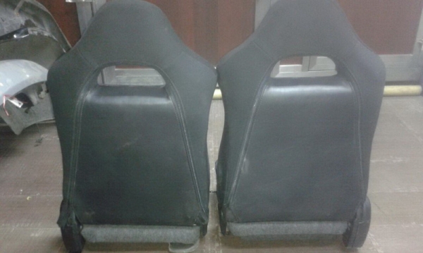 ขายเบาะSPORTคู่หน้าของมิตซู FTOผ้ากลางลายเลอร์มังสีแดงม่วงรางเดิมสวย฿6000ลดได้