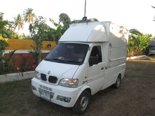 DFM ตงฟง ตู้ขายของเคลื่อนที่ เครื่อง1.1 LPG มือเดียวออกห้าง