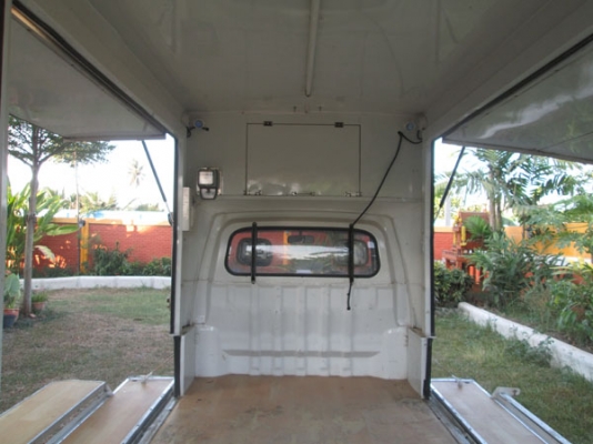 DFM ตงฟง ตู้ขายของเคลื่อนที่ เครื่อง1.1 LPG มือเดียวออกห้าง