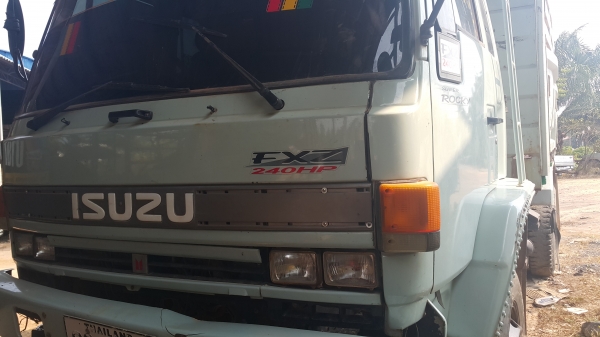 ISUZU FXZ 240