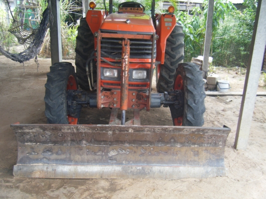 ขา ยรถไถ M5OOO ราคาถูกพร้อมใช้งาน เอกสารพร้อมทุกอย่าง