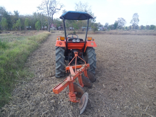 ขายคูโต้า L2202 DT-M ขับเคลื่อน 4 ล้อ พร้อมผาน 4 และโรตารี่เก่าใช้ได้ พร้อมลุยเครื่องฟิต