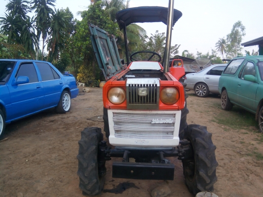 ขายคูโต้า L2202 DT-M ขับเคลื่อน 4 ล้อ พร้อมผาน 4 และโรตารี่เก่าใช้ได้ พร้อมลุยเครื่องฟิต