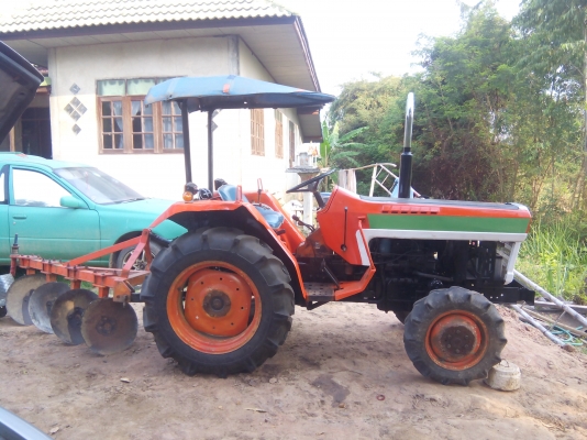 ขายคูโต้า L2202 DT-M ขับเคลื่อน 4 ล้อ พร้อมผาน 4 และโรตารี่เก่าใช้ได้ พร้อมลุยเครื่องฟิต