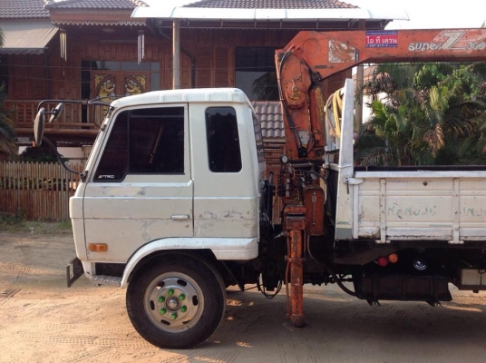 ขายด่วนรถบรรทุก6ล้อติดเครน