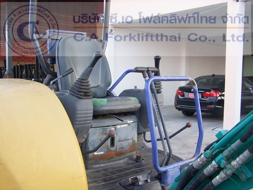 ขายรถขุด แบคโฮ KOMATSU รุ่น PC30MR-1 ใช้งานมาเพียง 4000 ชม.