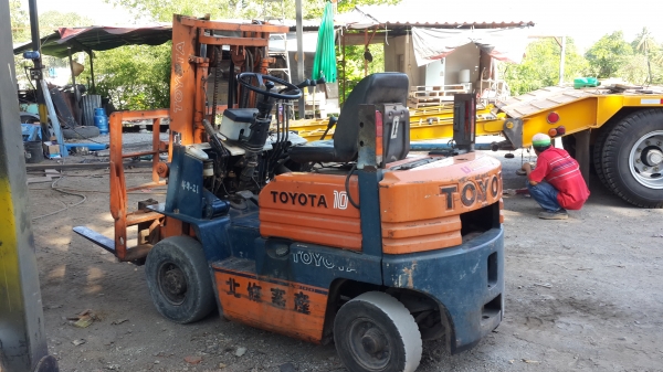 ขายรถยก1ตัน.....รุ่น5.งากระได้.สวยๆๆมาทางนี้