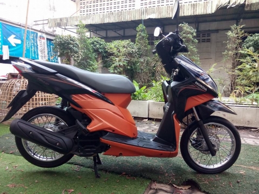 ขายถูกๆ click110i เดิมๆปี2552 ราคาบ้านๆด่วนๆคับ เล่มเอกสารครบ