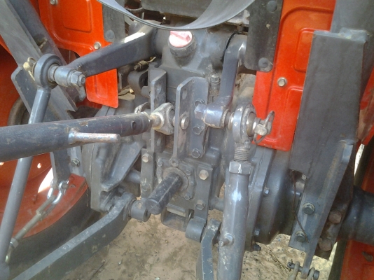 ขายตามสภาพรถไถ36แรงสภาพสวยเครื่องดี ขายตามสภาพรถไถ36แรงสภาพสวยเครื่องดี