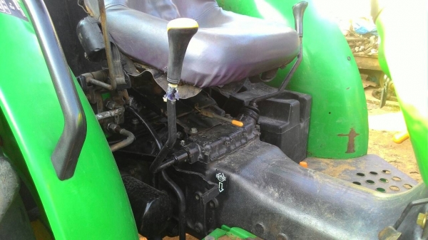 ขายรถไถ John Deere 5205 พร้อมดันหน้า ผาน 3 รถสวยเดิมๆ 53แรงม้า ขายรถไถ John Deere 5205 พร้อมดันหน้า ผาน 3 รถสวยเดิมๆ 53แรงม้า