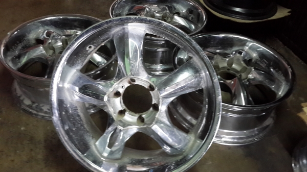 ขอบ 17 4รู100/114 แม็กเปล่าไม่มียาง