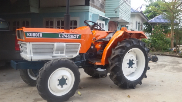 ขายl24002DTสองเพลาสภาพสวยพร้อมผาน1ชุด