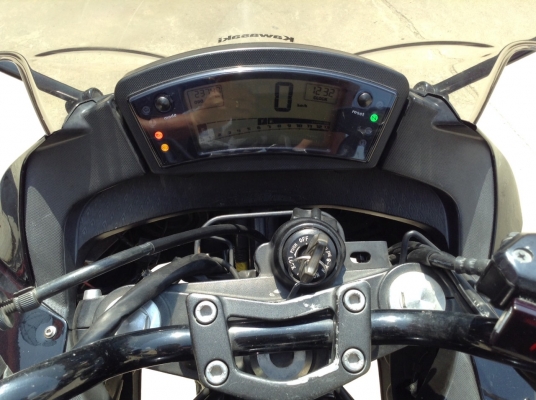 ธารนนทบุรี///ขาย KAWASAKI NINJA 650 ABS ปี 2010 สวยแรง ระบบเครื่อง ระบบไฟสมบูรณ์ทุกจุด เอกสารทะเบียนแท้ ราคา 169,000 บาท