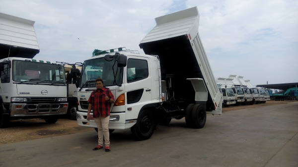 ขาย HINO MEGA สวยๆเลย เครื่อง JO7C 185 แรงม้าระบบน้ำมัน กระบะดั้มพ์ดิิน ยาว 3.80 เมตร รถพร้อมใช้พร้อมทะเบียน สนใจโทรมาค่ะ ราคากันเองขาย HINO MEGA สวยๆเลย เครื่อง JO7C 185 แรงม้าระบบน้ำมัน กระบะดั้มพ์ดิิน ยาว 3.80 เมตร รถพร้อมใช้พร้อมทะเบียน สนใจโทรมาค่ะ ร