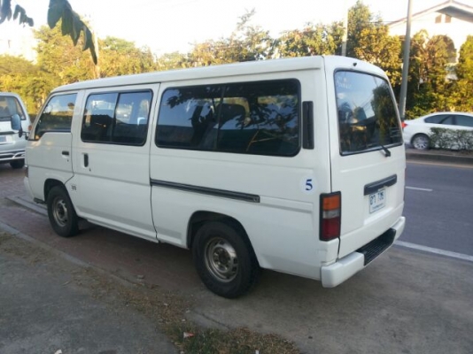 NISSAN URVAN มือเดียว ป้ายแดง ดูแลอย่างดี NISSAN URVAN มือเดียว ป้ายแดง ดูแลอย่างดี