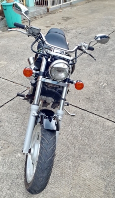 ขายด่วนๆ HONDA MAGNA 250 เดิมๆทั้งคันสวยน่าเก็บ