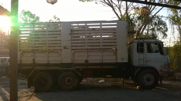 ขายรถล่องเพลาเดียว HINO FL187LA กระบะเหล็ก เครื่อง HO7C 180 แรงม้า คัสซีสวย เบรคลมดัน พวงมาลัยพาวเวอร์ ทะเบียนพร้อมโอนครับ ขายรถล่องเพลาเดียว HINO FL187LA กระบะเหล็ก เครื่อง HO7C 180 แรงม้า คัสซีสวย เบรคลมดัน พวงมาลัยพาวเวอร์ ทะเบียนพร้อมโอนครับ