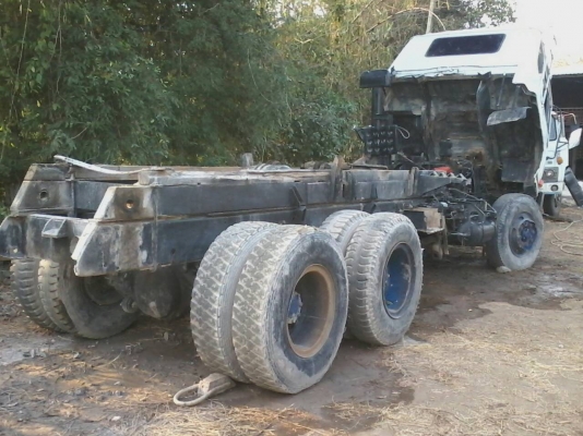 ขายด่วนครับ ไอ้หลง คัสชี FN527M TF3950 เครื่อง6D17 เกียร10 สปรีดหัวคัสชีครับ