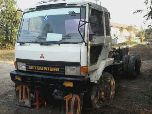 ขายด่วนครับ ไอ้หลง คัสชี FN527M TF3950 เครื่อง6D17 เกียร10 สปรีดหัวคัสชีครับ