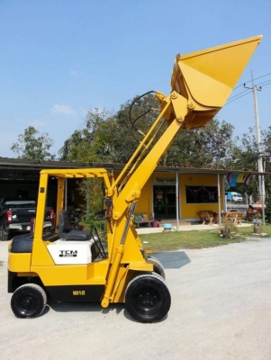 รถตัก TCM SD12-3 นำเข้าจากญี่ปุ่น สวย พร้อมใช้งาน ขายถูก 090-986-2521