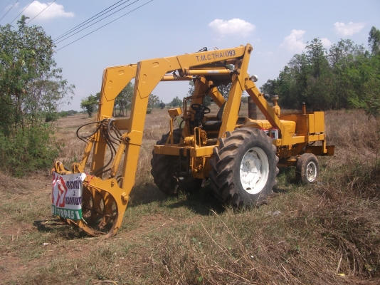 ขายรถคีบรถไถ77เกียร์ท๊อบคีบสวยบุมไม่มีร้าวไม่มีดามสวยตลดเส้นพร้อมใช้งาน