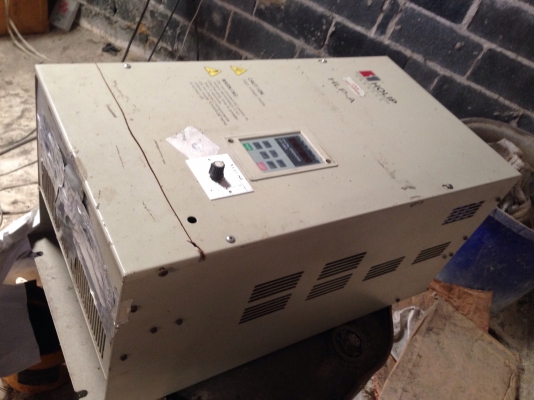 ขายมอเตอร์ Saha kim + Inverter 50 HP. 380V สภาพดีเดิมๆ ใช้งานได้ปรกติ Inverter พัดลมระบายร้อนเสียตัวนึง ขายมอเตอร์ Saha kim + Inverter 50 HP. 380V สภาพดีเดิมๆ ใช้งานได้ปรกติ Inverter พัดลมระบายร้อนเสียตัวนึง