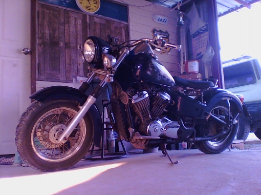 ขายhonda streed400แต่งสวยแนวยุค50-60ทะเบียนแท้เลขสวย ขายhonda streed400แต่งสวยแนวยุค50-60ทะเบียนแท้เลขสวย