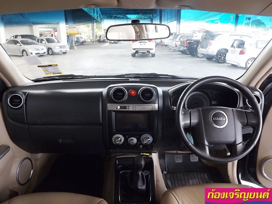 ISUZU DMAX HI-LANDER 4ประตู 2.5 iTEQ SUPER TITANIUM ปี 2011 ISUZU DMAX HI-LANDER 4ประตู 2.5 iTEQ SUPER TITANIUM ปี 2011