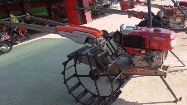 ขายเครื่องRT80+โครงสยามคูโบต้าราคา46000เครื่องติกนิ้มครับจะชื้อแต่เครื่องก็ได้ราคา20000บาท จะชื้อแต่โครงกะทิงแดงราคา26000บาท ครับสนใจโทร0813655997อำพร พาเจริญ