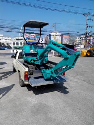 รถแบคโฮ KOMATSU PC15 รุ่น 8 ปี 2004 เป็นรถของห้างหุ้นส่วนจำกัด อิมแพ็ค แมชชินเนอรี่ รถแบคโฮ KOMATSU PC15 รุ่น 8 ปี 2004 เป็นรถของห้างหุ้นส่วนจำกัด อิมแพ็ค แมชชินเนอรี่