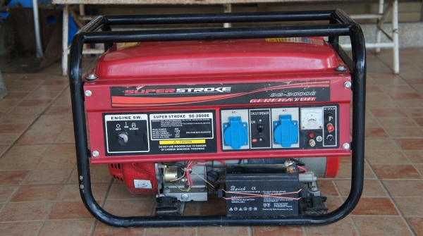 เครื่องปั่นไฟ Super Stroke ขนาด 3000 วัตต์