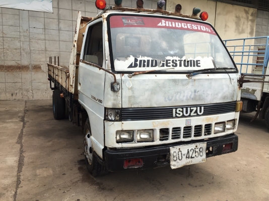 ISUZU  Nkr110 เครื่อง 4BE1 กระบะคาร์โก้...สามารถดูสภาพรถและทดลองขับได้ที่ศูนย์พักรถ truck2hand จังหวัดสระบุรีและยังสามารถต่อรองราคาได้อีกครับ