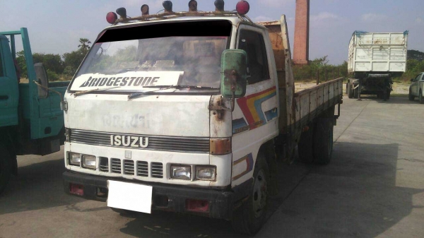 ISUZU  Nkr110 เครื่อง 4BE1 กระบะคาร์โก้...สามารถดูสภาพรถและทดลองขับได้ที่ศูนย์พักรถ truck2hand จังหวัดสระบุรีและยังสามารถต่อรองราคาได้อีกครับ