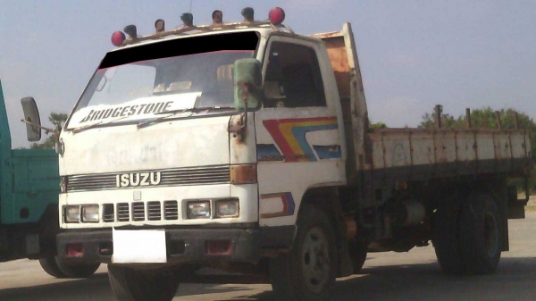 ISUZU  Nkr110 เครื่อง 4BE1 กระบะคาร์โก้...สามารถดูสภาพรถและทดลองขับได้ที่ศูนย์พักรถ truck2hand จังหวัดสระบุรีและยังสามารถต่อรองราคาได้อีกครับ