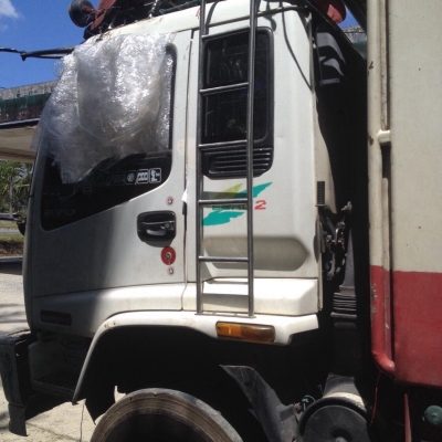 ขายรถ18ล้อรั้ว ISUZU FXZ23NZF22 เครื่อง 270แรงม้า ปี46 สนใจโทร 081-970-1072 ขายรถ18ล้อรั้ว ISUZU FXZ23NZF22 เครื่อง 270แรงม้า ปี46 สนใจโทร 081-970-1072